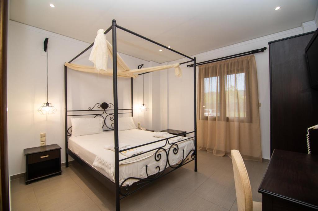 Riviera Perdika Hotel